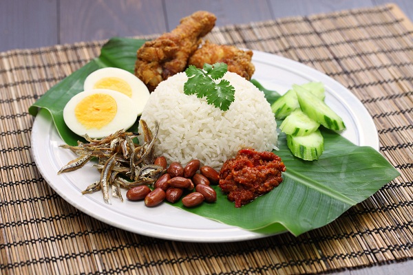 Cơm lá chuối - Ẩm thực truyền thống của Malaysia