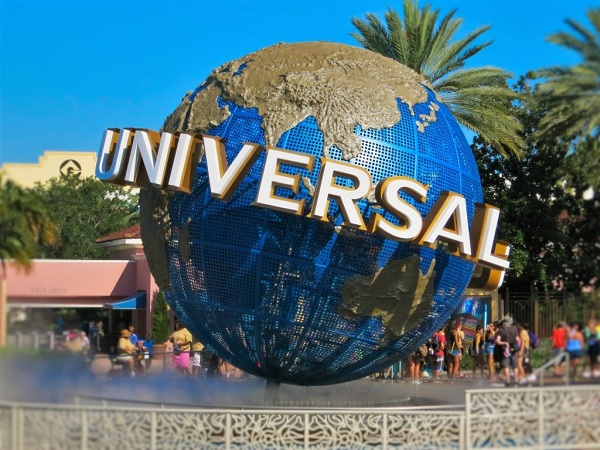 Đừng quên chụp hình với Universal Studios - biểu tượng công viên giải trí hàng đầu thế giới 